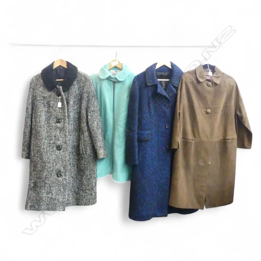 4 VINTAGE COATS Image 1++
