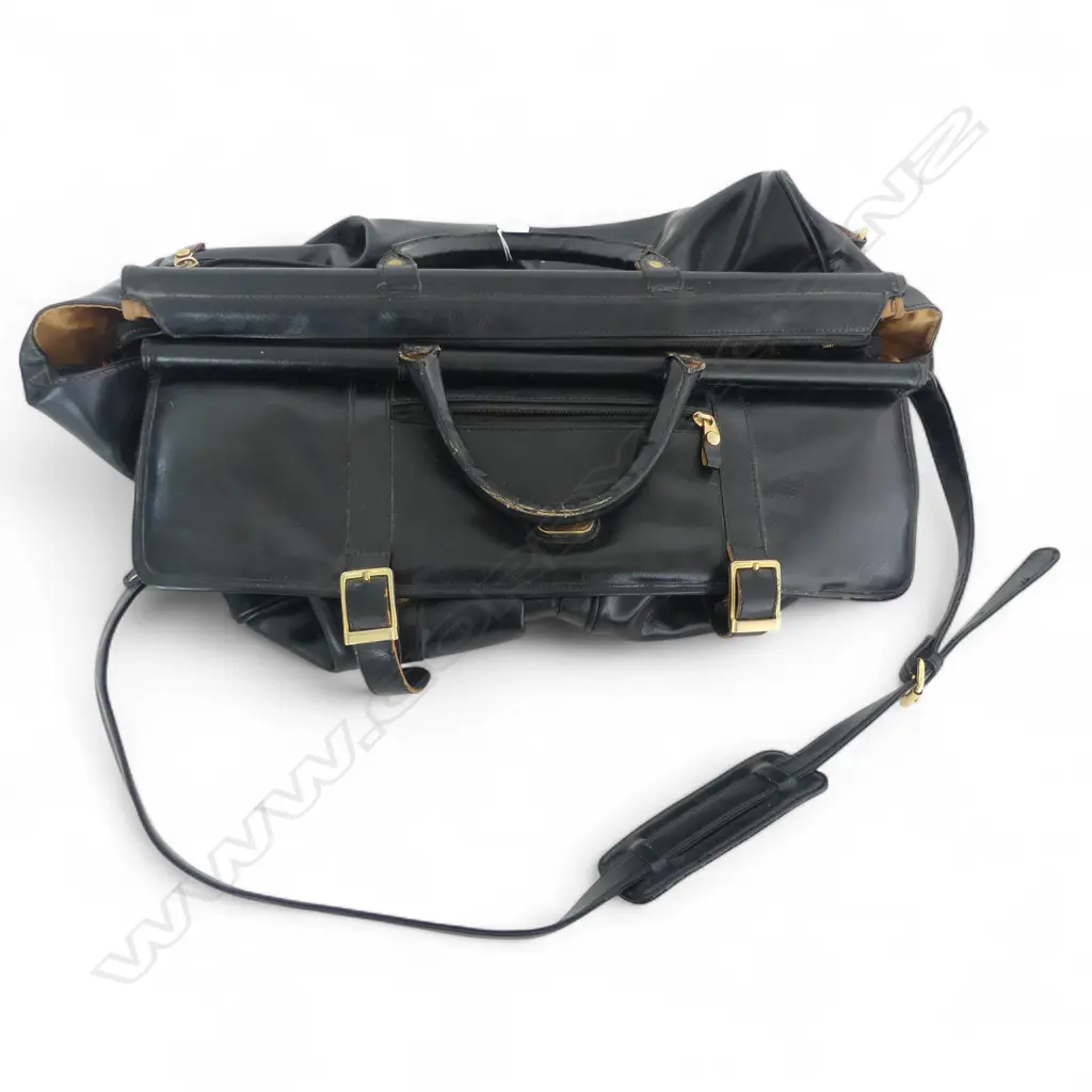 BLACK LEATHER BAG L.550mm 'ARTINA COLLECTION' Image 1++