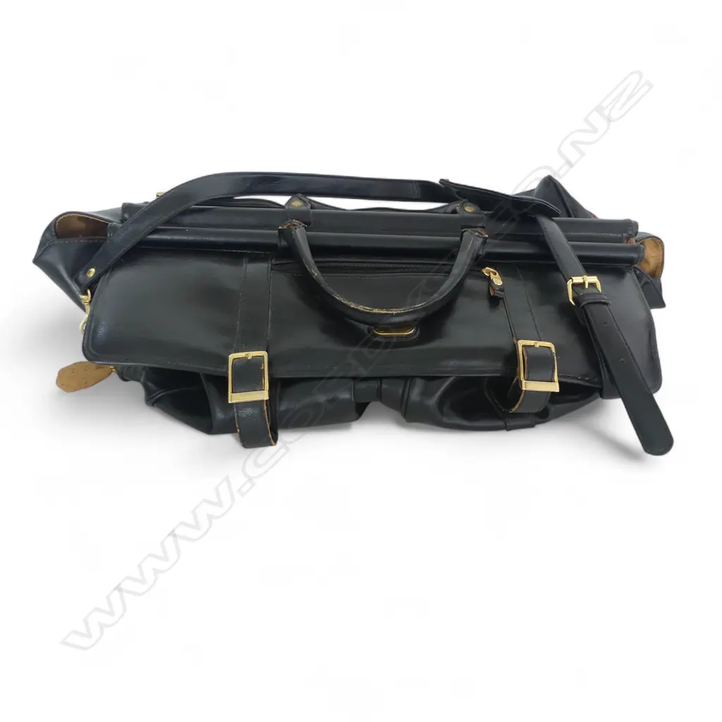 BLACK LEATHER BAG L.550mm 'ARTINA COLLECTION' Image 1++