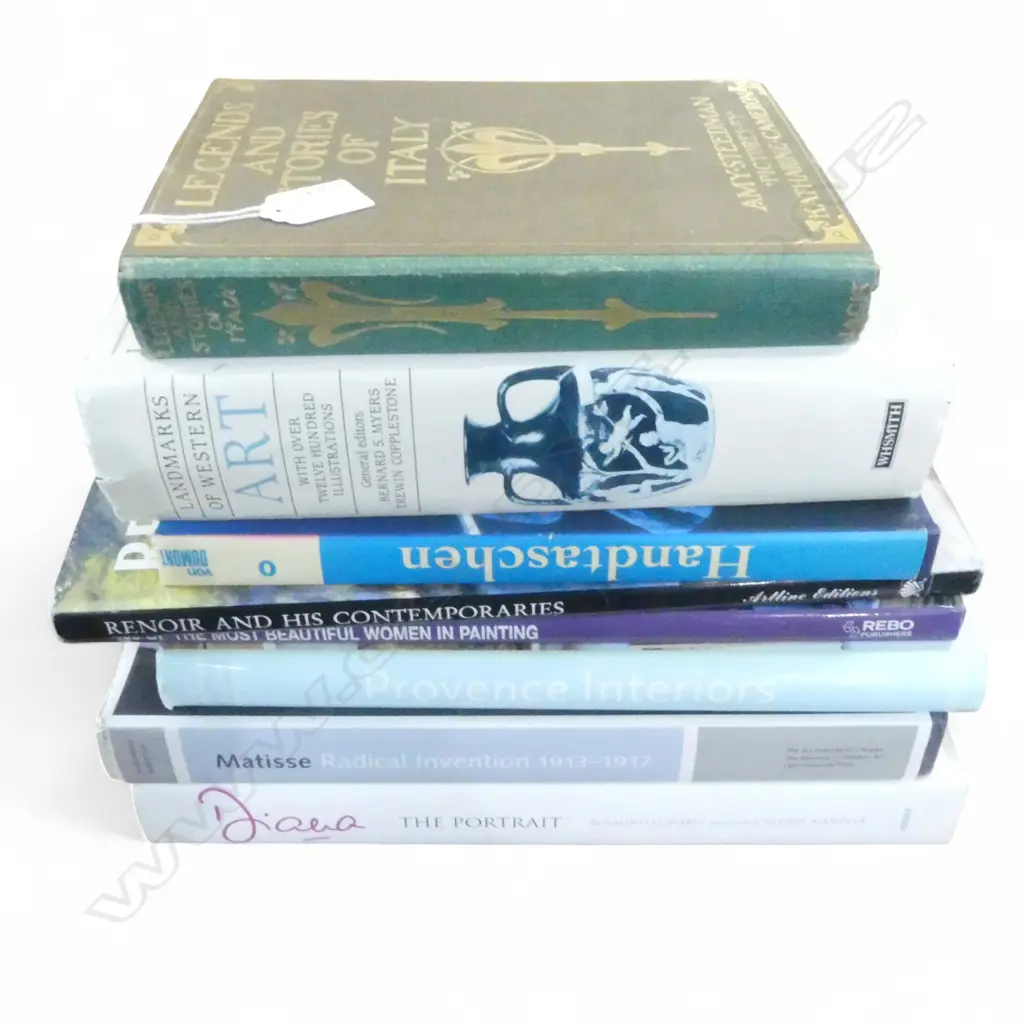 8 ART BOOKS Image 1++