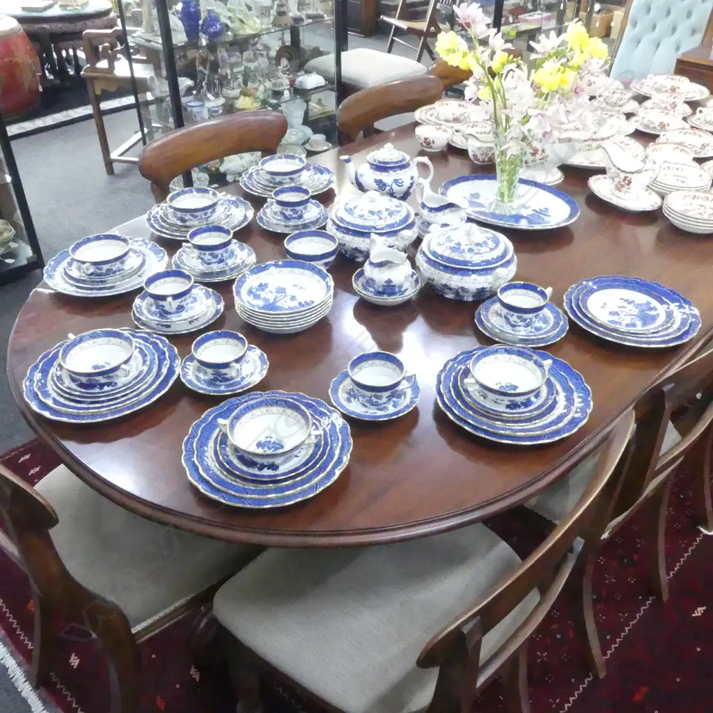 BOOTHS REAL OLD WILLOW DINNER SET Image 1++