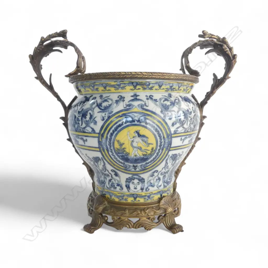 A SUBSTANTIAL WONG LEE PORCELAIN URN WIH GILT METAL MOUNTS 410 mm (H) Image 1++