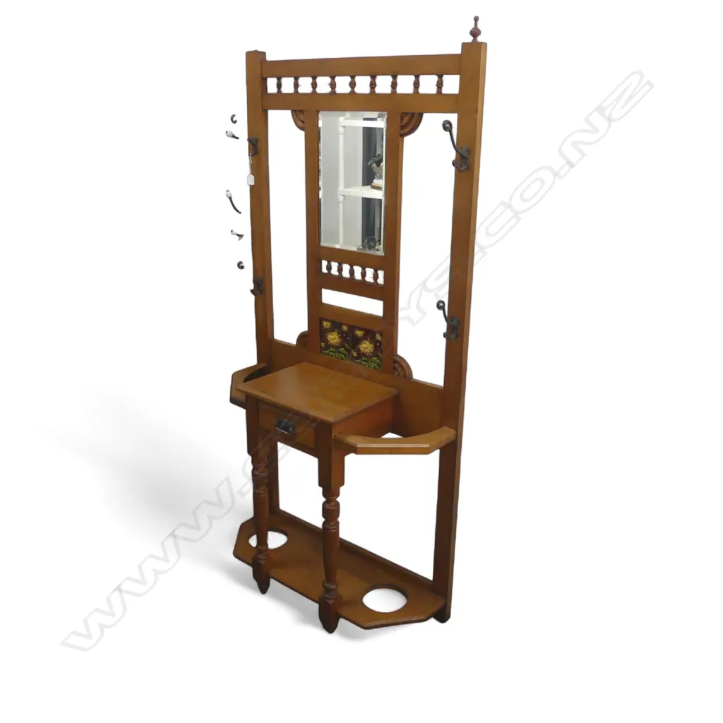 NZ COLONIAL KAURI HALL STAND 950x380x2010mm Image 1++