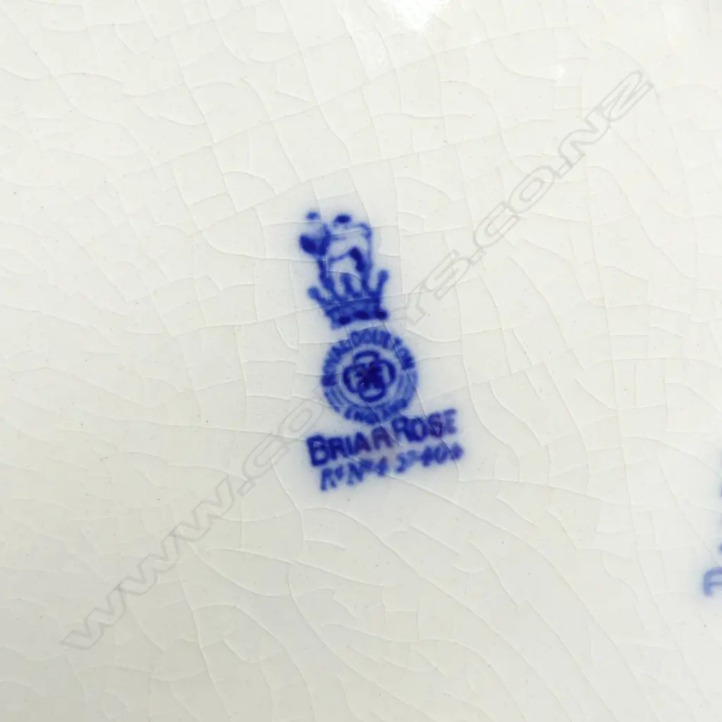 VERY LARGE ROYAL DOULTON B/W JARDINIERE, (sml star crack but still rings), Dia.260 x 220mm, H.??mm Image 1++