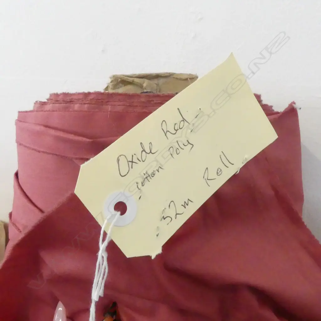 FABRIC BOLT; OXIDE RED, 52M Image 1++