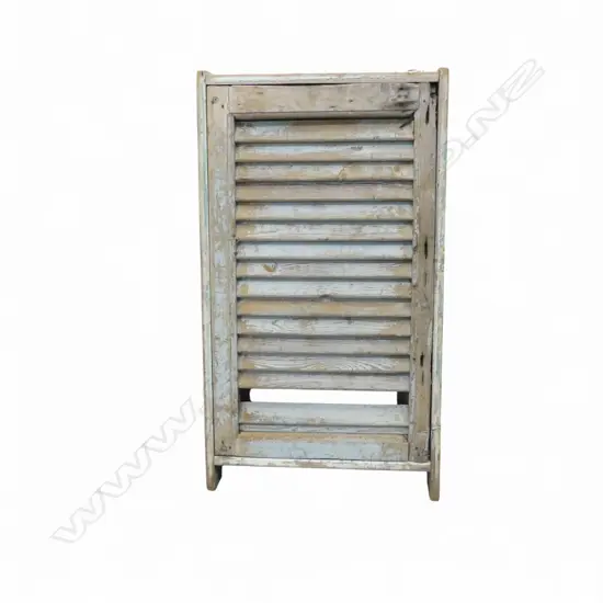 CASEMENT WINDOW FRAME w. SHUTTER 825x450mm