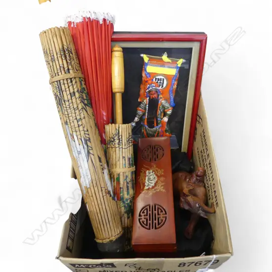ASST. ORIENTAL ITEMS INCL. 3 PARASOLS