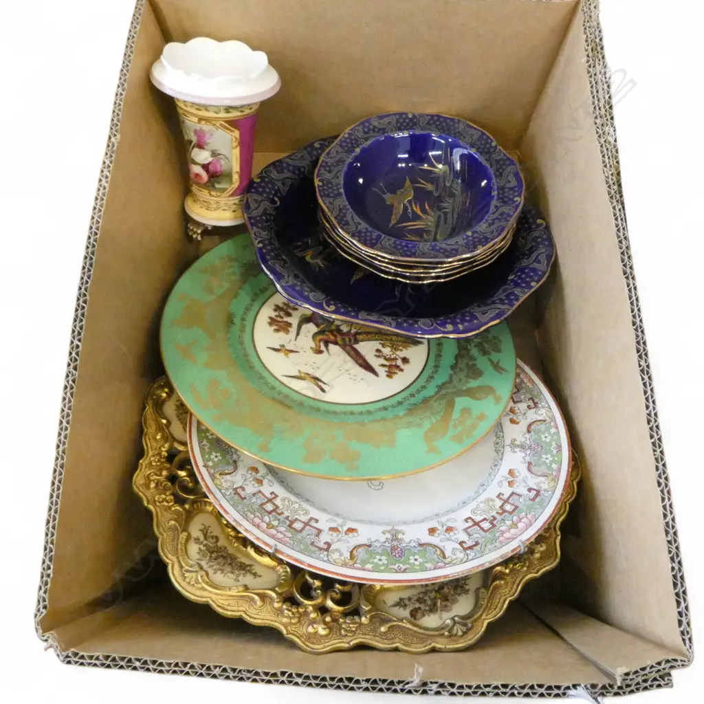 ASST. CHINA PLATES etc Incl. WEDGWOOD CABINET PLATE Image 1++