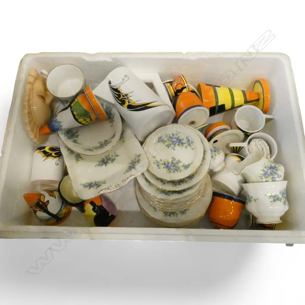 ASST. CHINA, CLARICE CLIFF STYLE ETC Image 1++