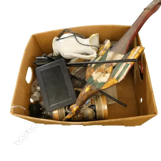 MISC. ORNAMENTS, CHINA, TRIPOD LAMP ETC