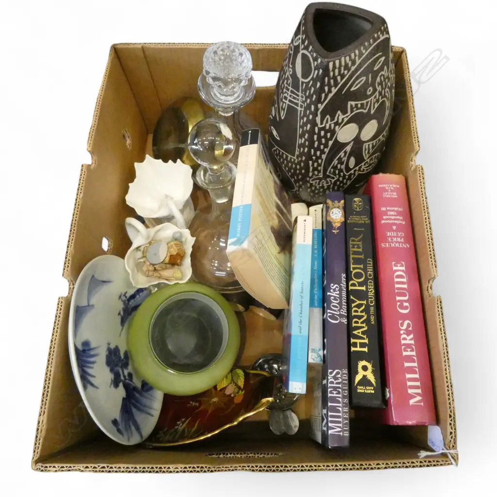 ANTIQUE GUIDES, HARRY POTTER BOOKS, 2 DECANTERS ETC Image 1++