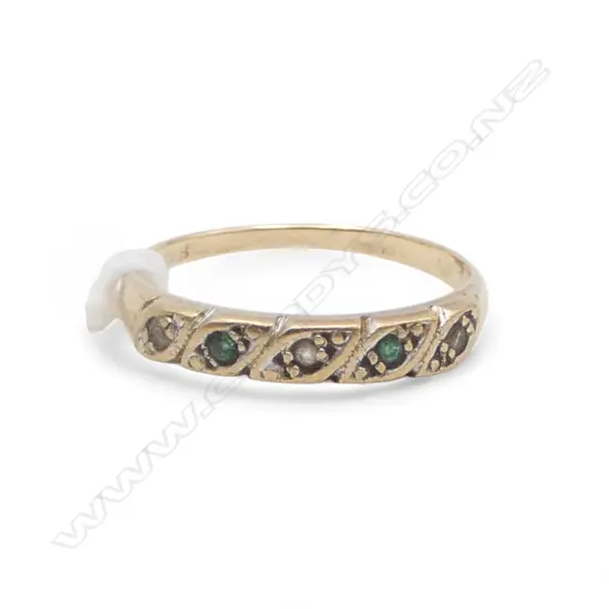 9CT GOLD AND FIVE STONE COLOUR RING 1.7gms RING SIZE P