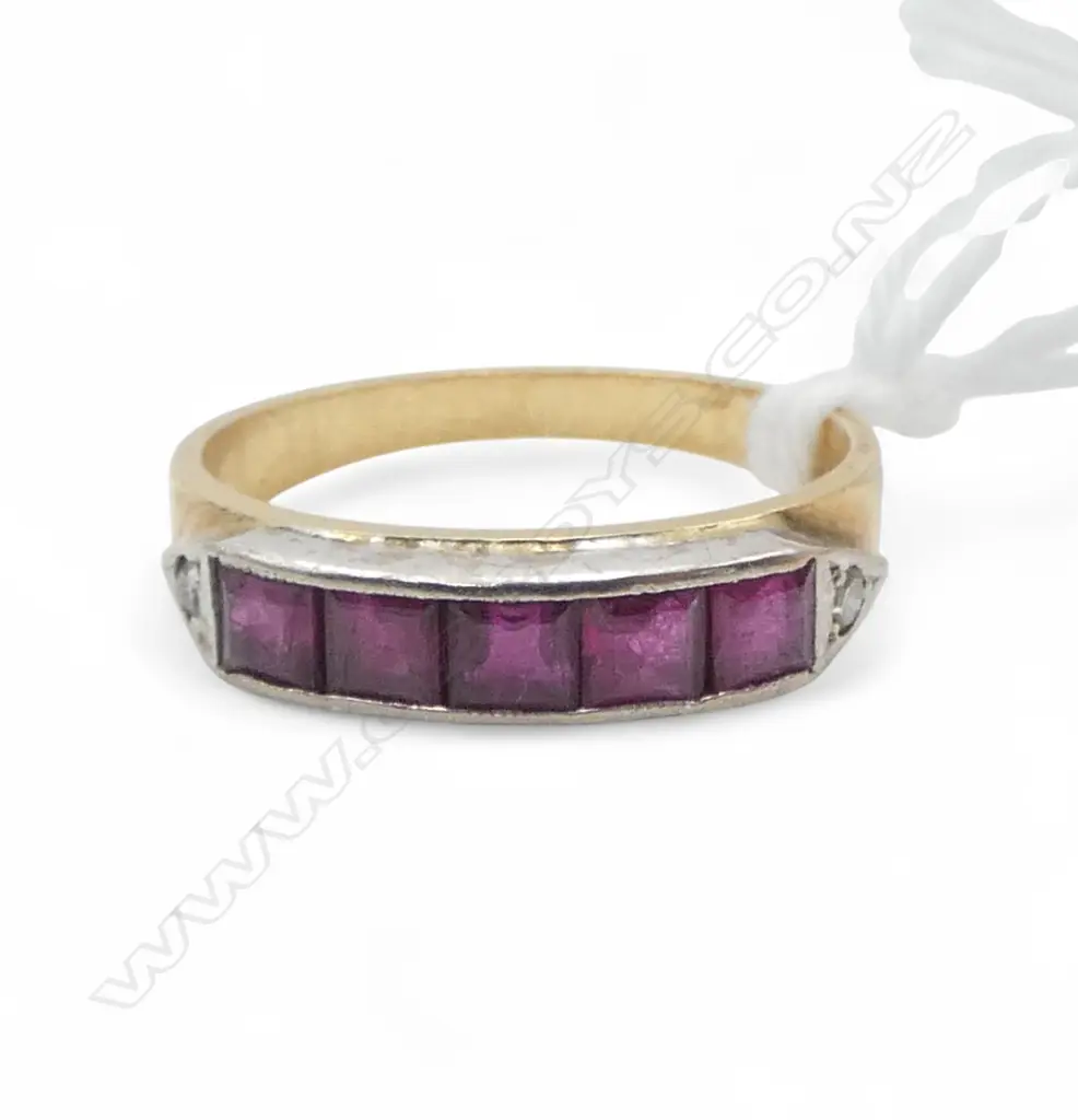 18CT GOLD RUBY & DIAMOND RING 3.1gms (valuation) SIZE L1/2 Image 1++