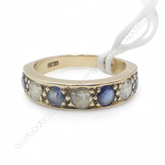 9ct DIAMOND & SAPPHIRE BAND RING, 4.6gm size P