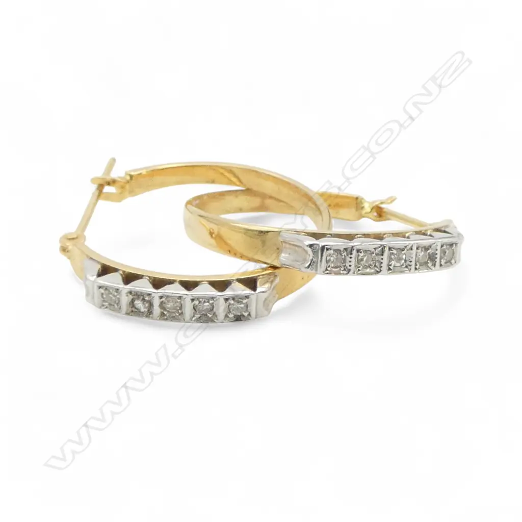 Pair 9ct gold and 5 diamond bridge round hoop earrings 2.83gms Image 1++
