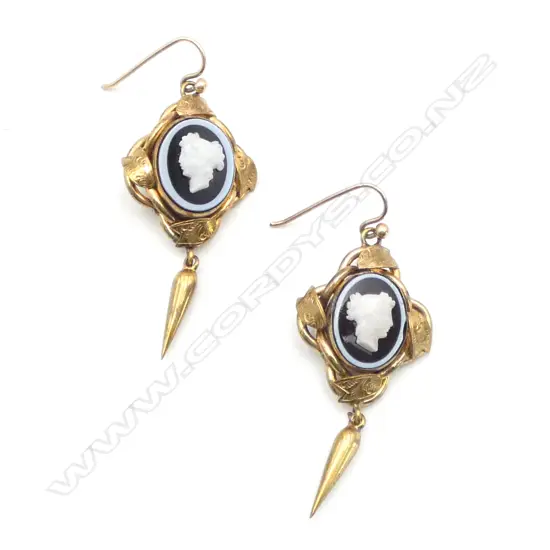 Pair Victorian cameo glass white on black set earrings 6.59gms