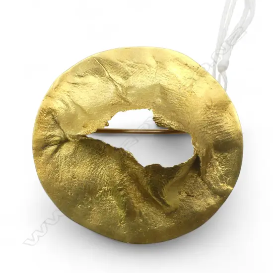 18ct GOLD DESIGNER BROOCH by GARY BRADLEY (AUS) 14.93gms