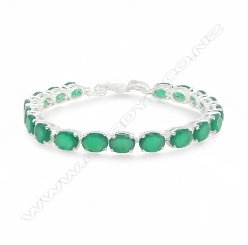 SILVER & GREEN COLOURED STONE BRACELET Image 1++