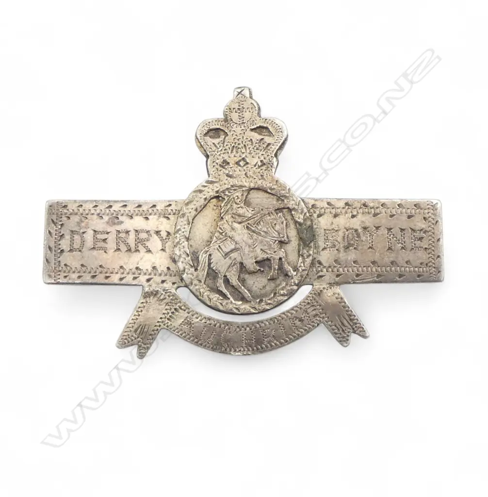 Early 20thC SILVER MEDAL TYPE BROOCH 'Derry Boyne. Auchrim' Image 1++