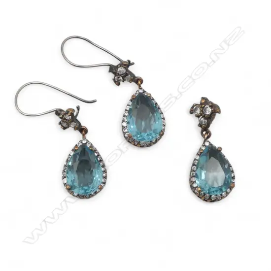 Vintage set of silver and blue stone drop earrings together with matching pendant