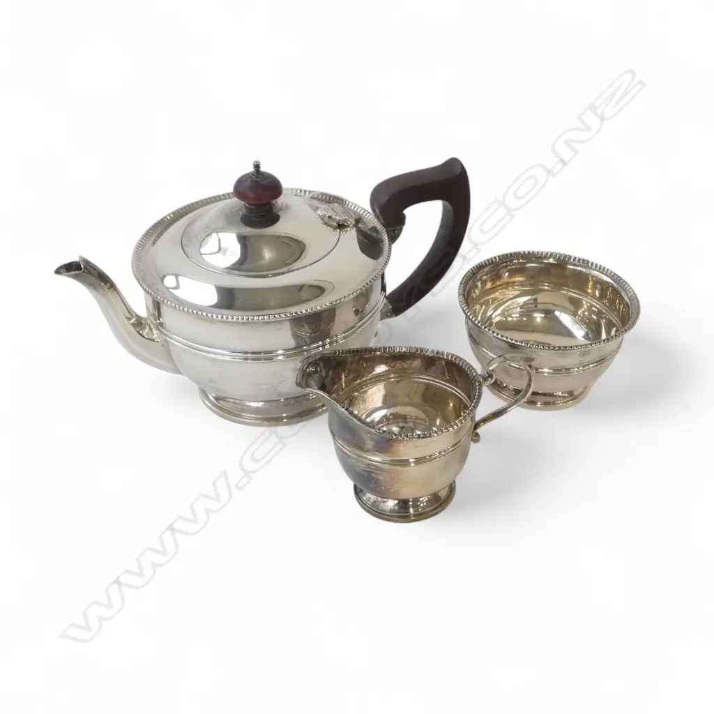 3 PCE STG SILVER TEASET, B'HAM 1932, 610gms Image 1++