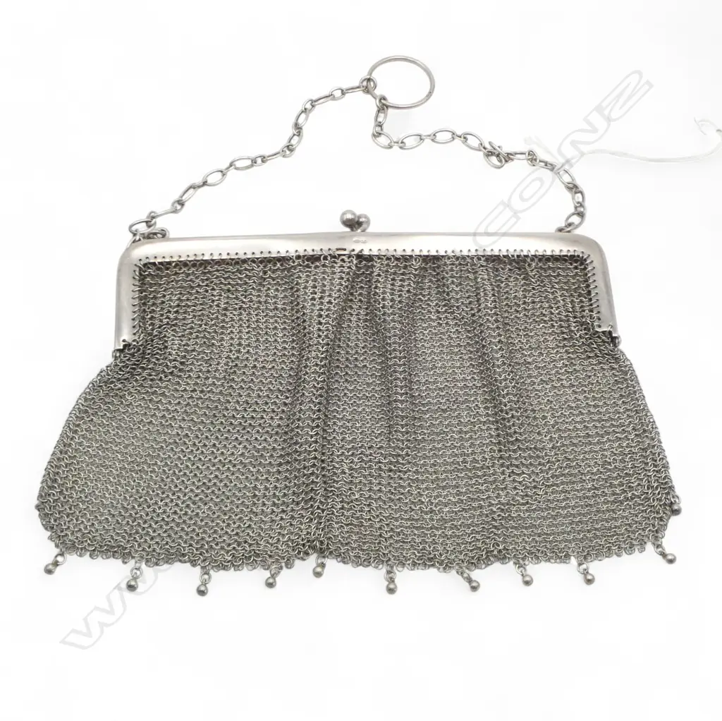 Large silver mesh purse 129+gms Image 1++