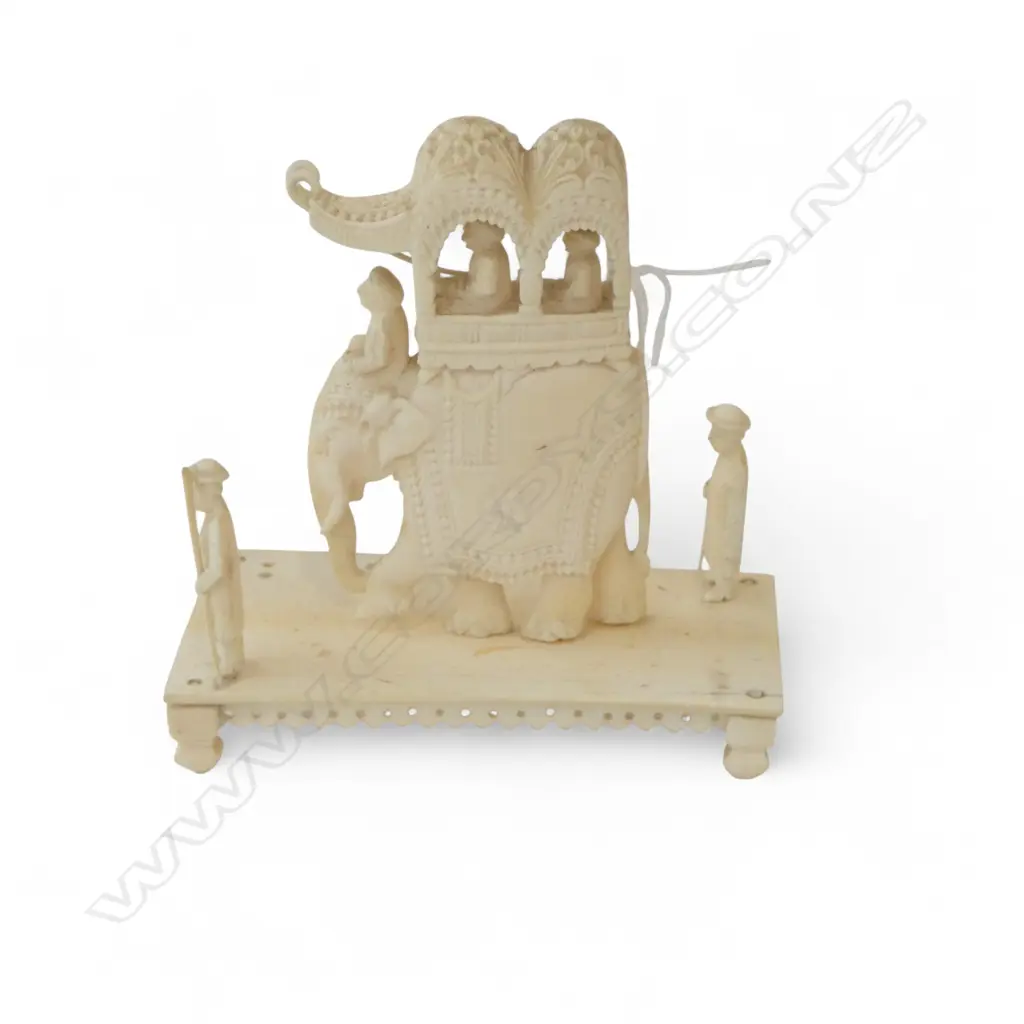 VINTAGE FINE CARVED IVORY ELEPHANT & FIGURE GROUP H.105mm Image 1++