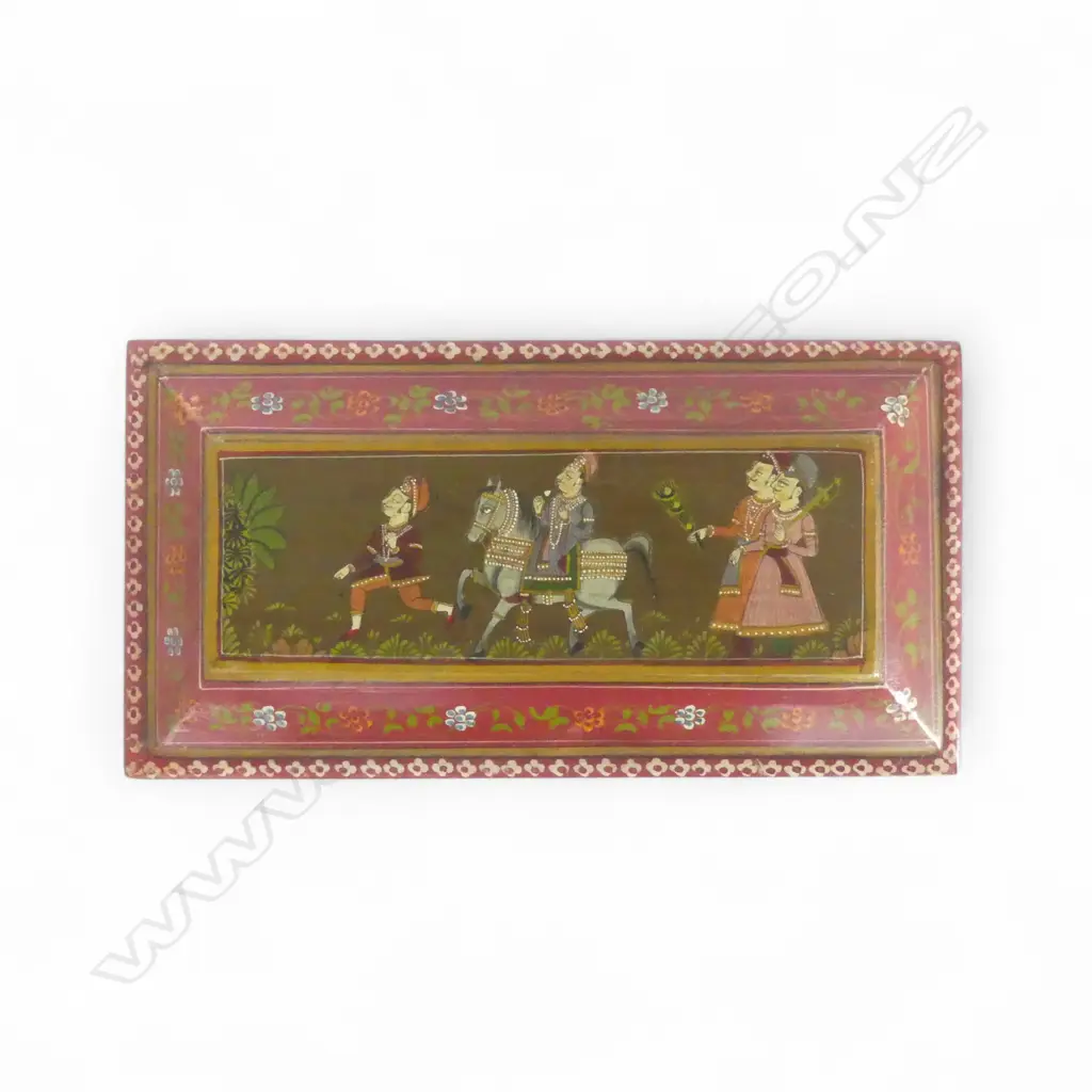 PAINTED INDIAN LIDDED BOX W.270mm Image 1++