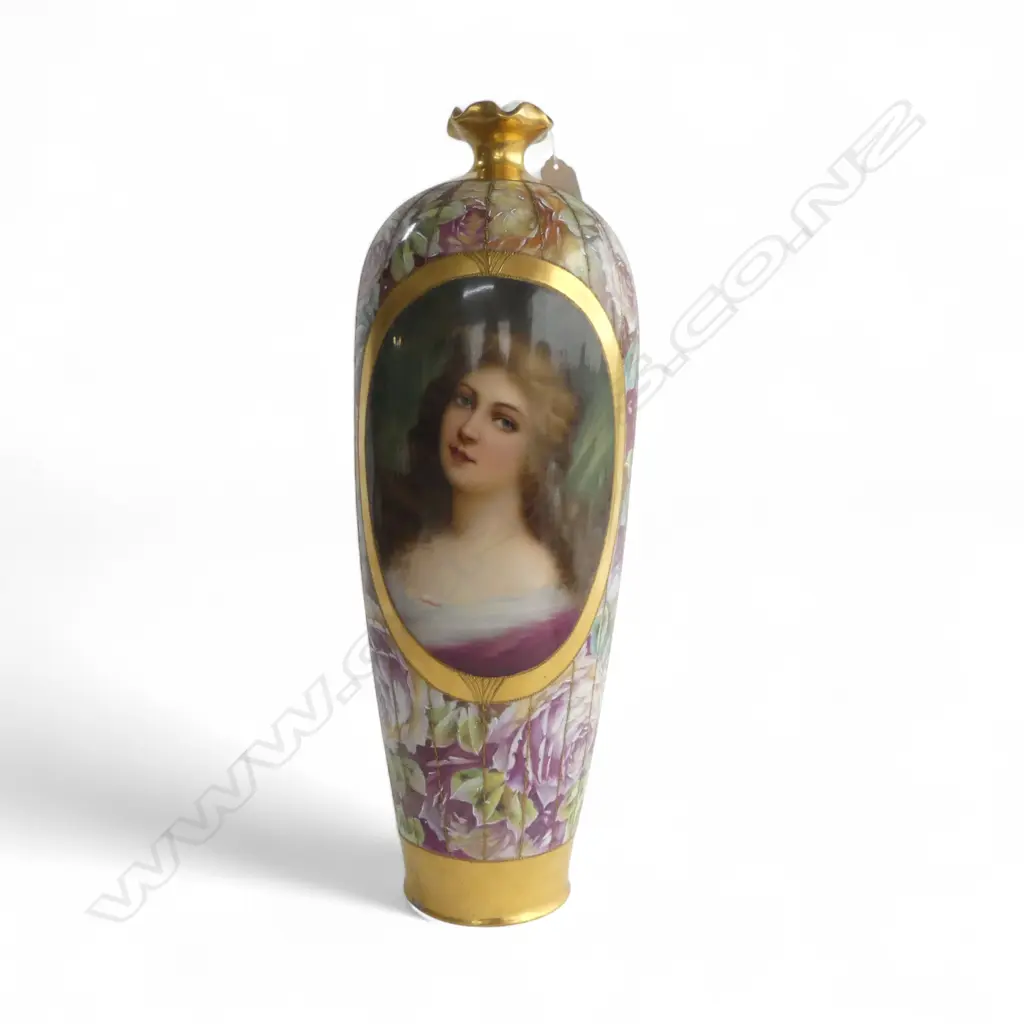 ROYAL VIENNA PORCELAIN PORTRAIT VASE, beehive mark & Esperance to base, H.400mm, sml chip to base rim Image 1++