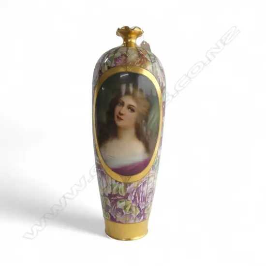 ROYAL VIENNA PORCELAIN PORTRAIT VASE, beehive mark & Esperance to base, H.400mm, sml chip to base rim