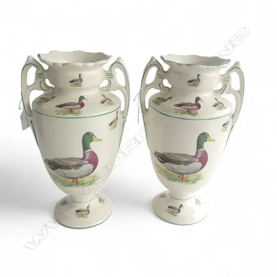 PR VIETRI MALLARD AMPHORA VASES, H.330mm