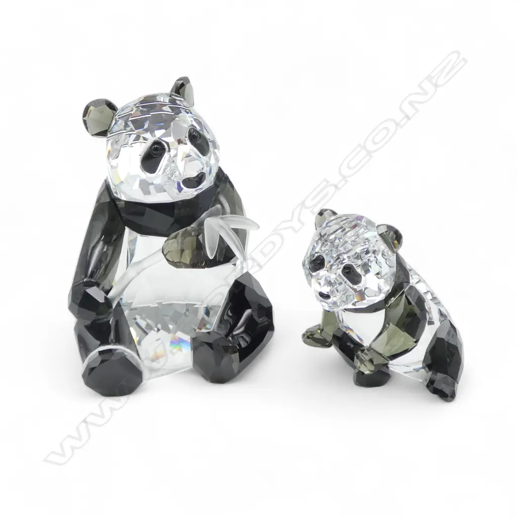 SWAROVSKI 'ENDANGERED WILDLIFE - PANDAS' H.90mm, BOXED Image 1++