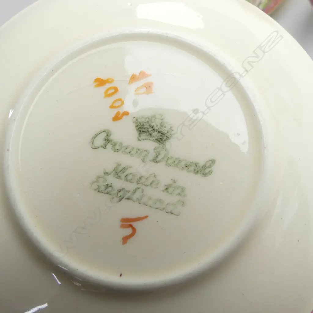 CROWN DUCAL TEAPOT & PART SET Image 1++