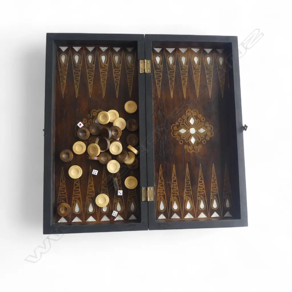 WOODEN GAMES BOARD w. MoP INLAY W.360mm Image 1++