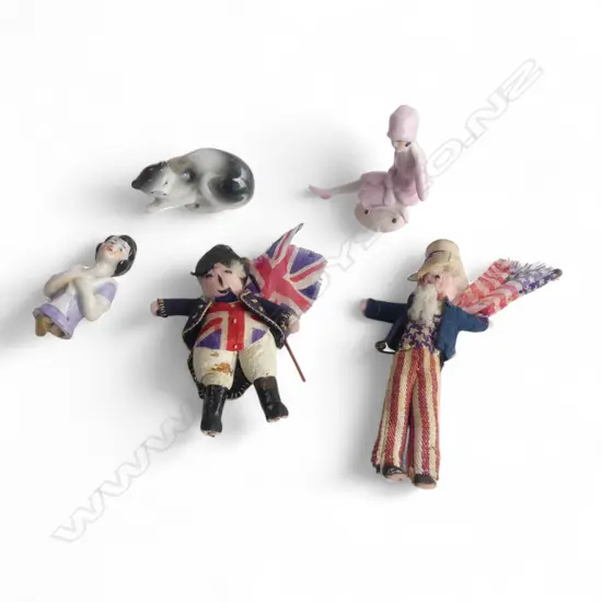 3 early 20thC pin cushion 'half dolls': 2 Art Deco ladies + cat + 2 old American wool mini figures