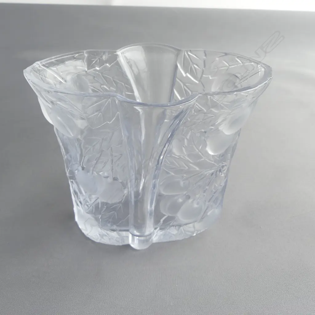 JOSEPH INWALD BAROLAC CZECH VASE WITH FROSTED CHERRIES, H. 130MM Image 1++