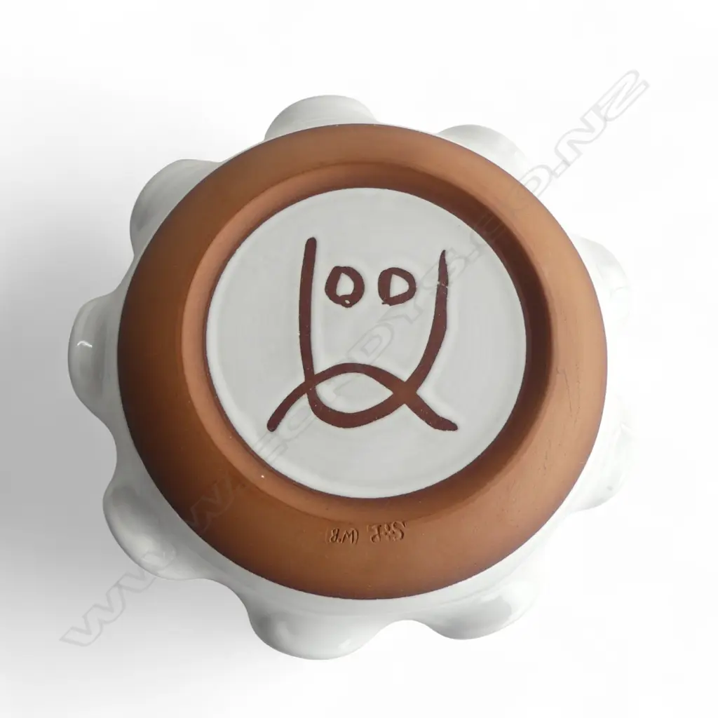 STEPHEN PEARCE CURLY POTTERY PLATE, DIA.280MM Image 1++