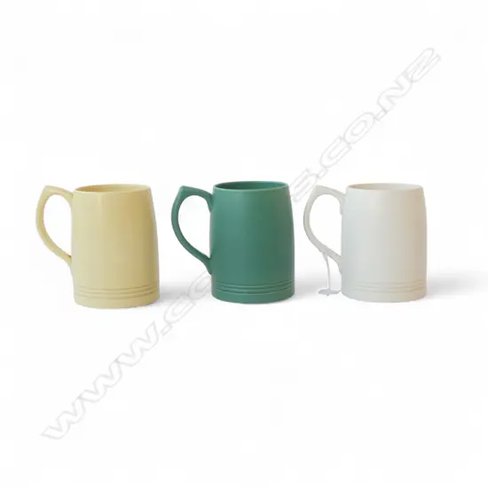 3 WEDGWOOD KEITH MURRAY MUGS H.120mm
