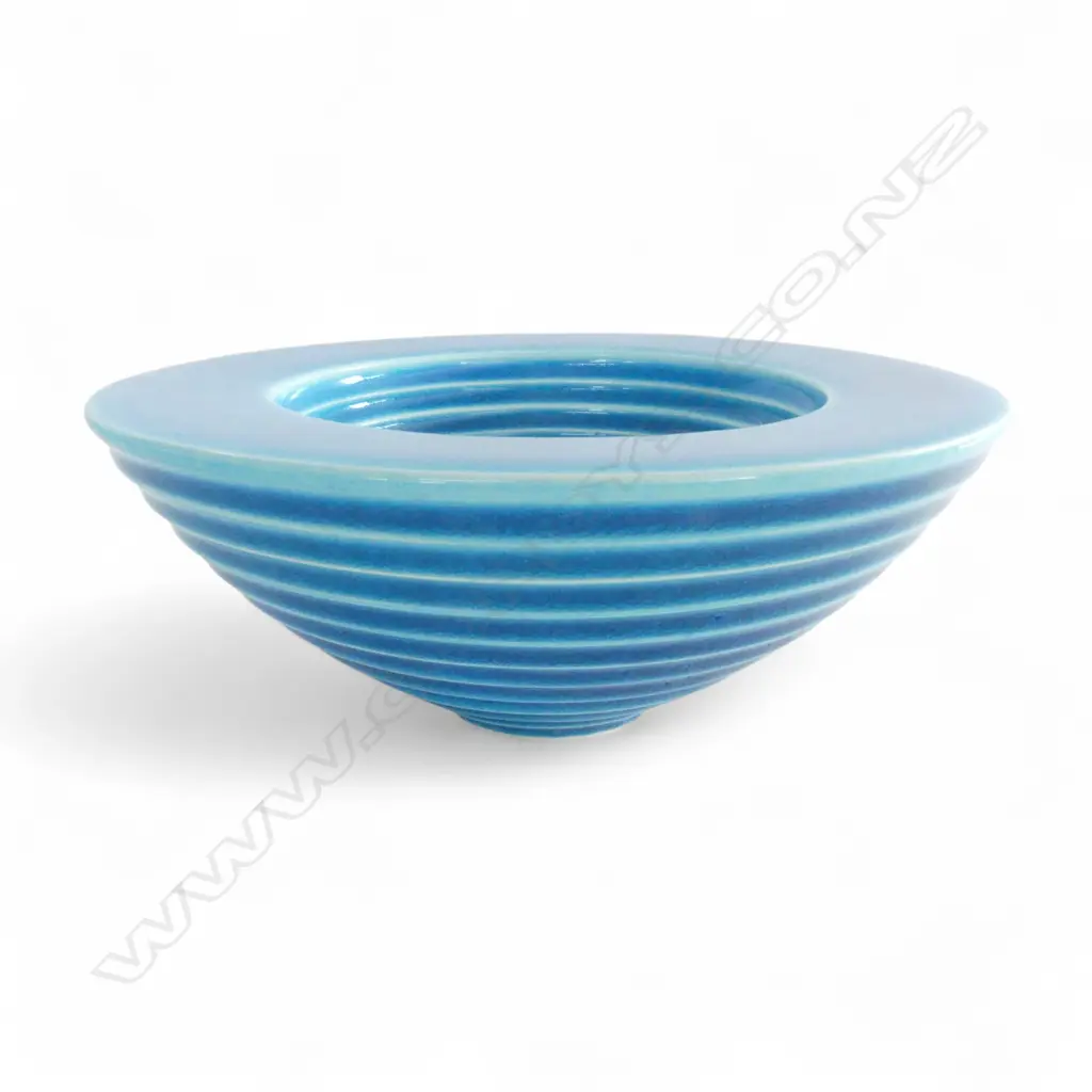 PETER COLLIS BOWL Dia.180mm H.75mm chip to rim Image 1++