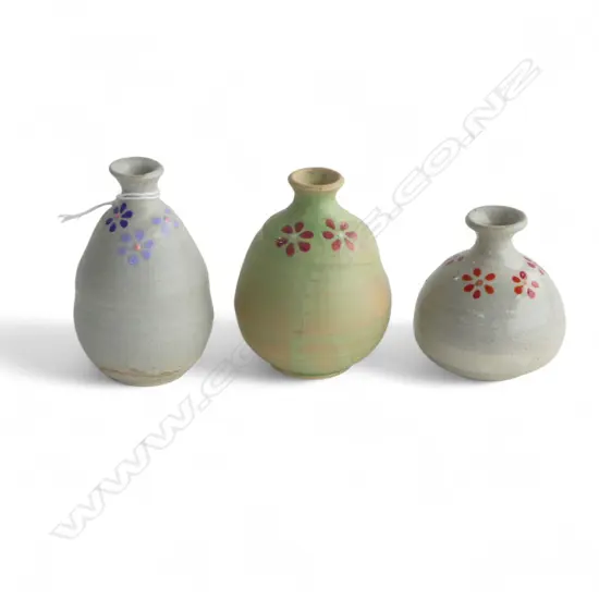 3 KEUM SUN LEE SML PALE VASES, H.80, 75, 60mm