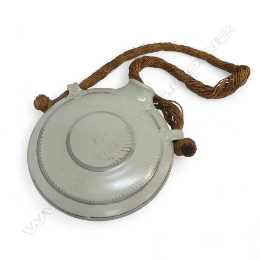 MCMILLANS POTTERY WALL HANGING VASE H.340mm Image 1++