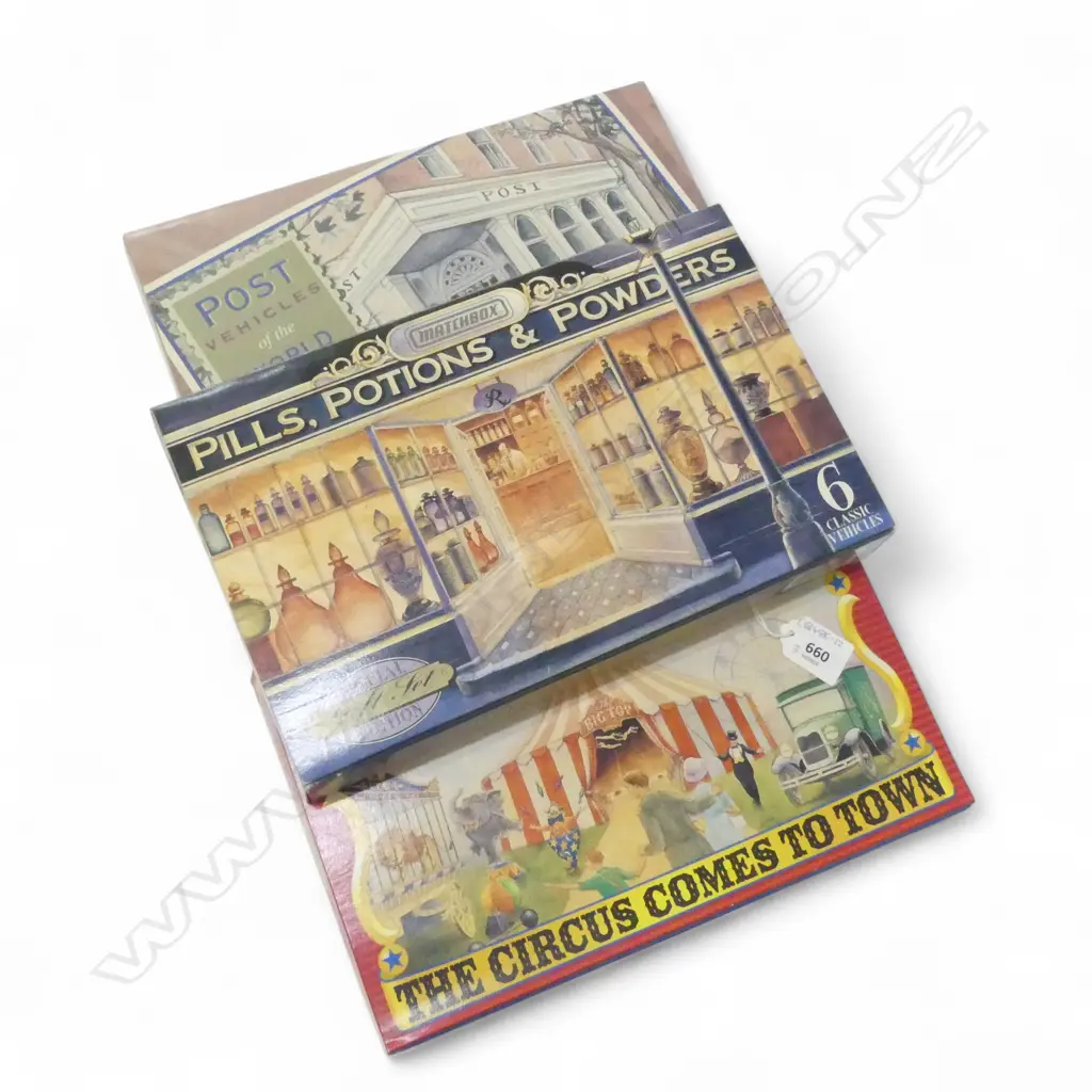 3 BOXED MATCHBOX SETS  Image 1++