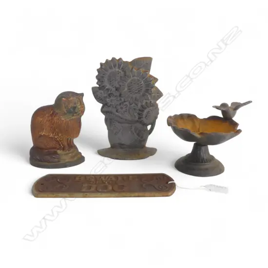 4 CAST IRON GARDEN BITS: 'BEWARE OF THE DOG' W.230mm, 2 DOOR STOPS, MINI BIRD BATH