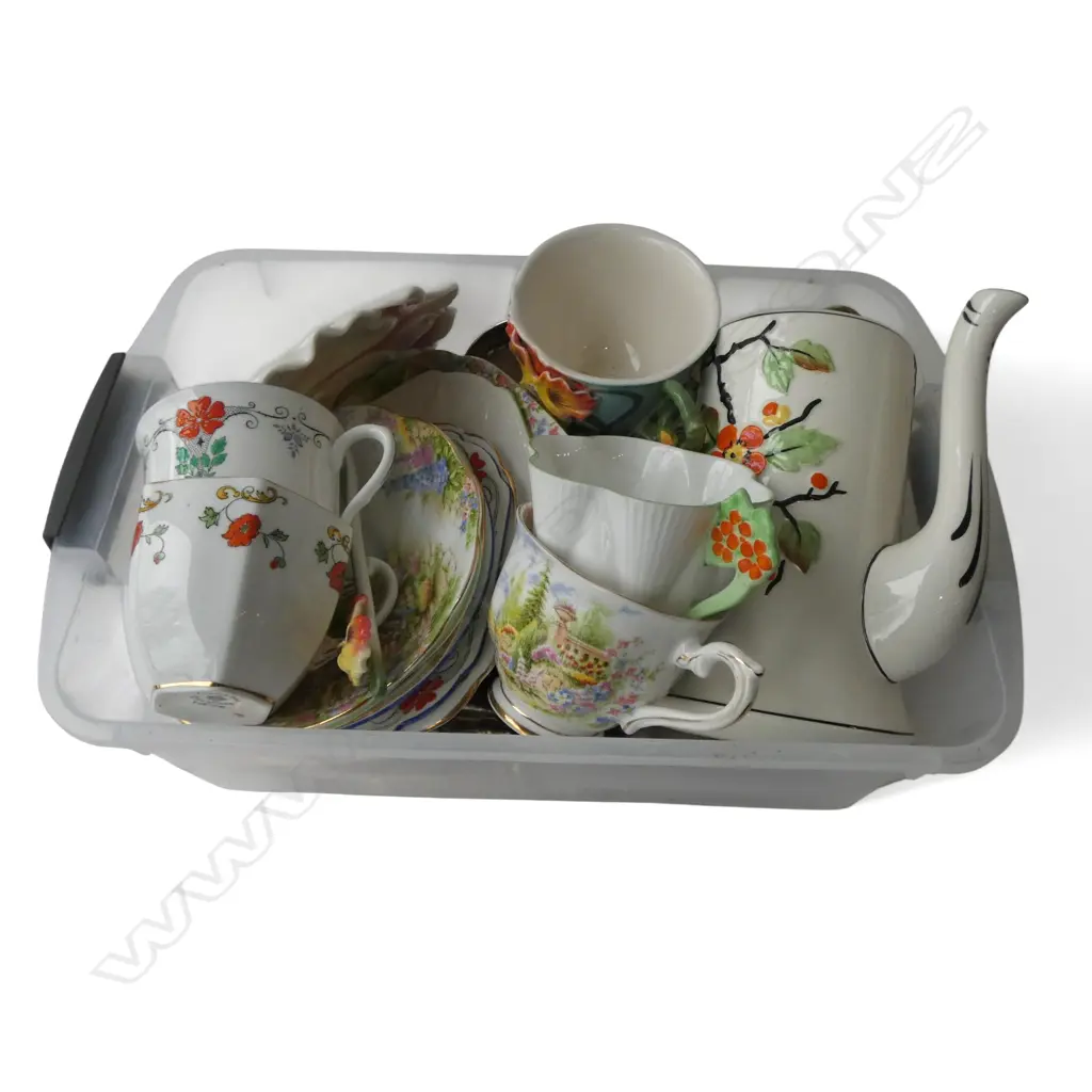 EP CUTLERY, 4 TRIOS, C/S, COFFEE POT Image 1++