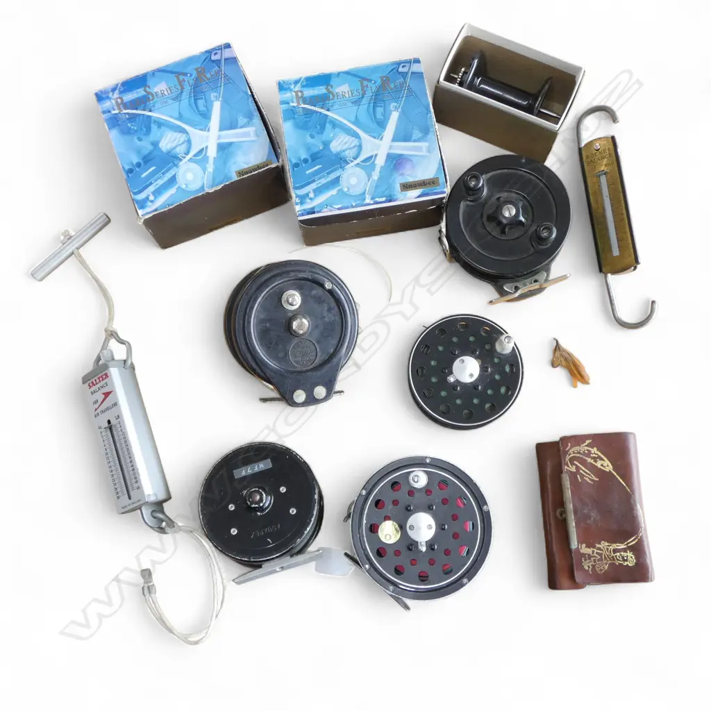 SMALL BOX 5 FRESH WATER FISHING REELS DIA 100MM 2 FISHING SCALES ETC Image 1++