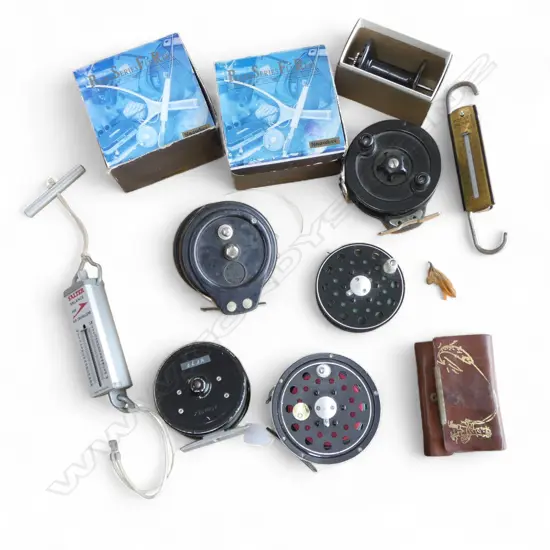 SMALL BOX 5 FRESH WATER FISHING REELS DIA 100MM 2 FISHING SCALES ETC