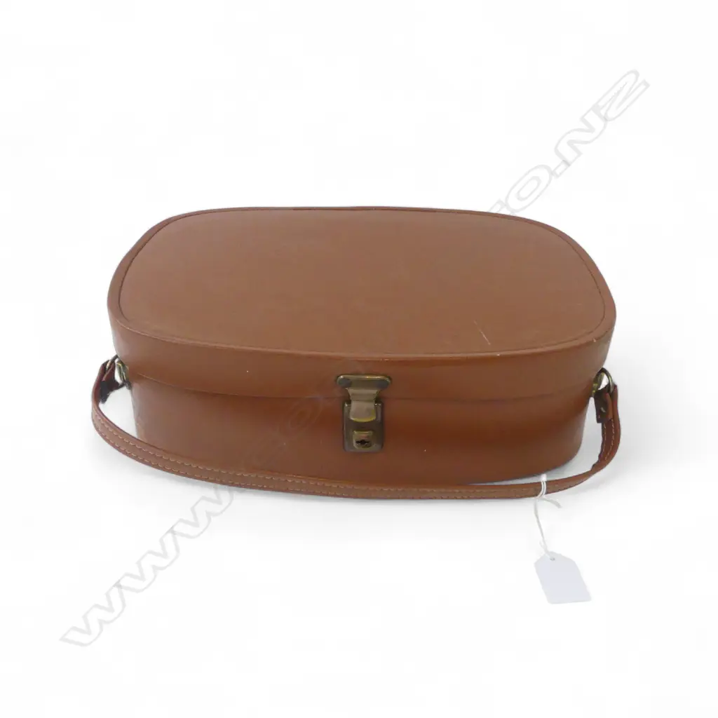 MID-CENTURY VANITY TRAVEL CASE w. FITTED INTERIOR Image 1++