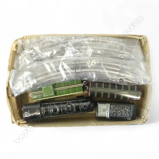 ORIGINAL BOX STANDARD RAILWAY ELECTRIC TRAIN SET L300MM