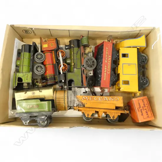 HORNBY O GAUGE CLOCKWORK 3 ENGINES 2AF & CARRIAGES ETC