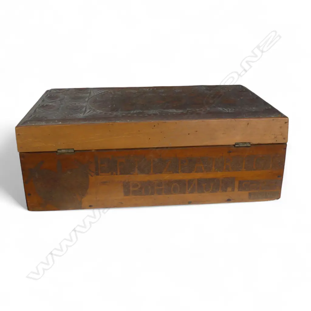 CHIP CARVED BOX W.390mm BORER Image 1++